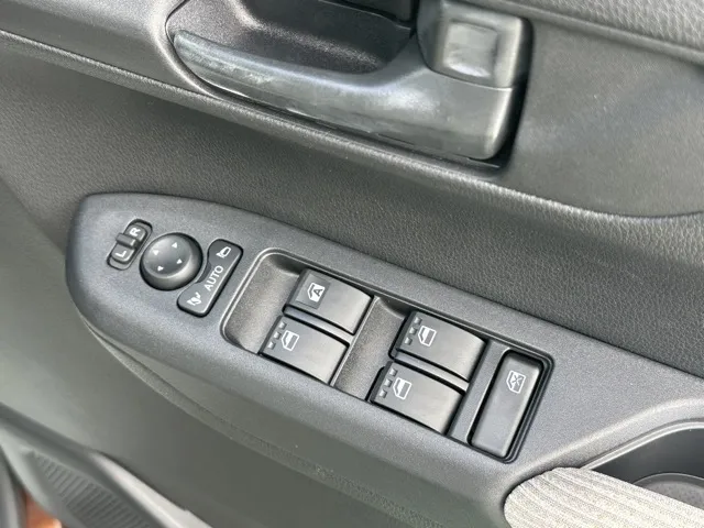 ムーヴ(ダイハツ)X届出済未使用車 12