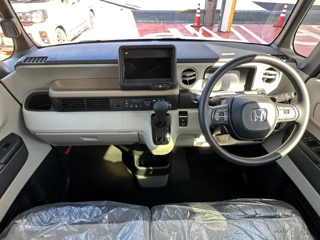 N-BOX(ホンダ)N-BOX コンフォートＰ届出済未使用車 5