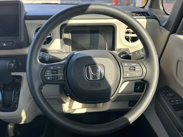 N-BOX(ホンダ)N-BOX コンフォートＰ届出済未使用車 6