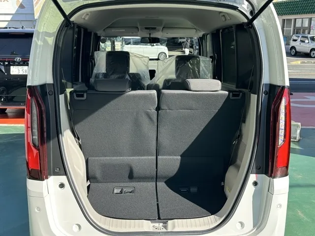 N-BOX(ホンダ)N-BOX コンフォートＰ届出済未使用車 10