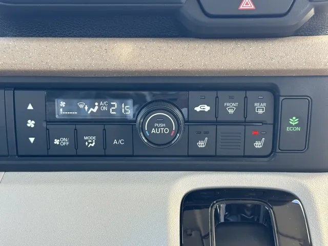 N-BOX(ホンダ)N-BOX コンフォートＰ届出済未使用車 23