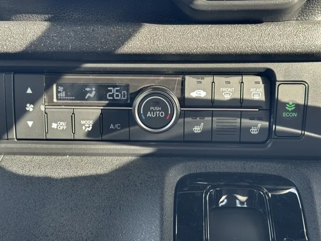 N-BOX(ホンダ)N-BOXカスタム コーディネートスタイル届出済未使用車 24