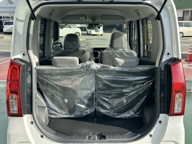 タント(ダイハツ)L届出済未使用車 9