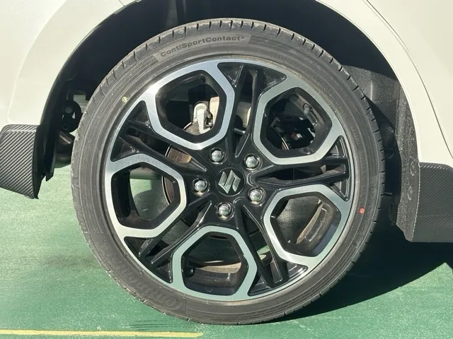 スイフト(スズキ)ベースグレード　セーフティサポート MT登録済未使用車 10