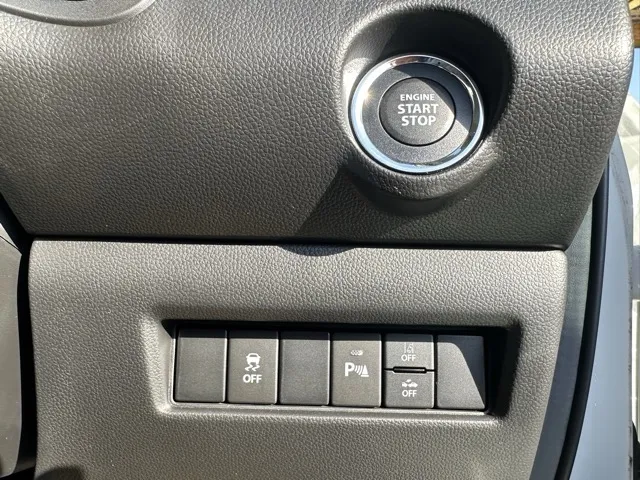 スイフト(スズキ)ベースグレード　セーフティサポート MT登録済未使用車 13
