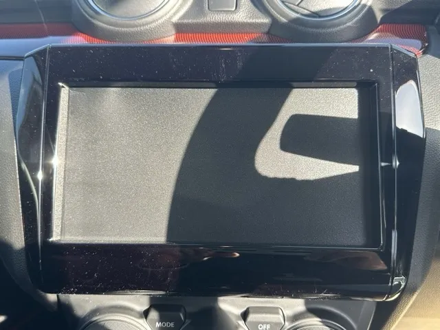 スイフト(スズキ)ベースグレード　セーフティサポート MT登録済未使用車 16