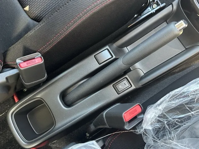 スイフト(スズキ)ベースグレード　セーフティサポート MT登録済未使用車 20