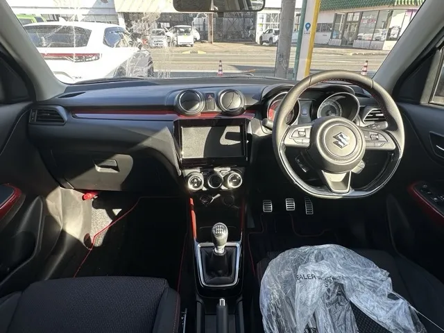スイフト(スズキ)ベースグレード　セーフティサポート MT登録済未使用車 5