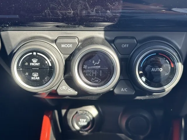 スイフト(スズキ)ベースグレード　セーフティサポート MT登録済未使用車 14