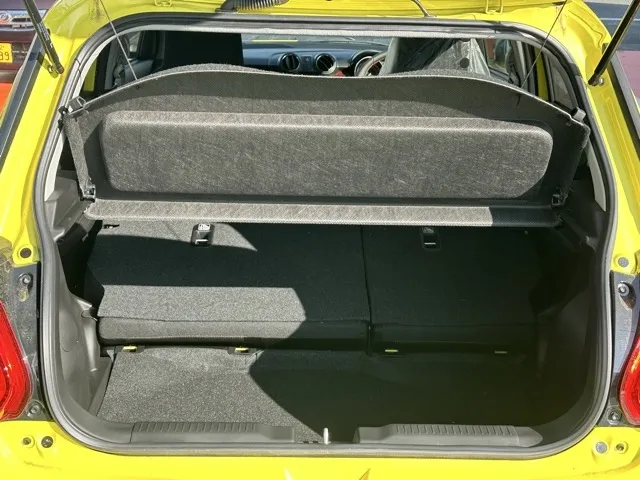 スイフト(スズキ)ベースグレード　セーフティサポート MT登録済未使用車 8