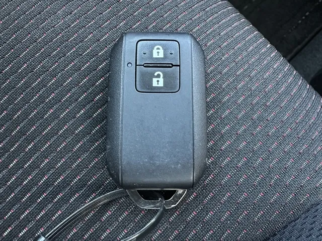 スイフト(スズキ)ベースグレード　セーフティサポート MT中古車 19