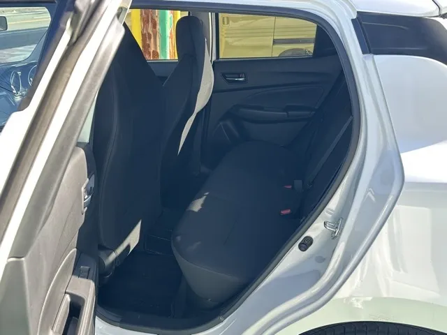 スイフト(スズキ)ベースグレード　セーフティサポート MT中古車 4