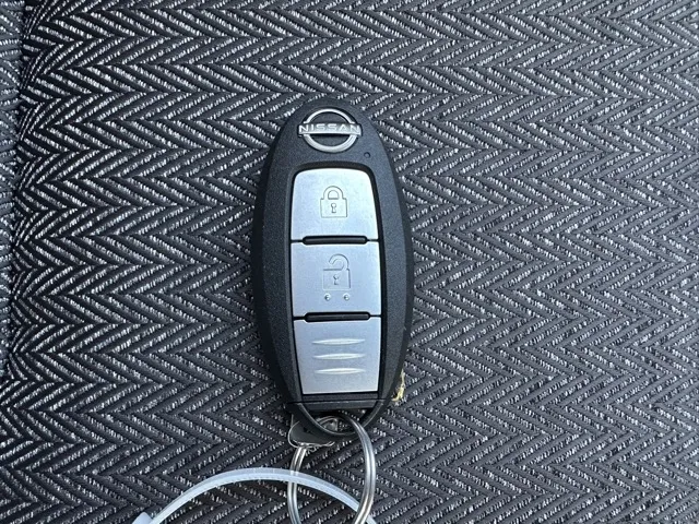 オーラ(ニッサン)G中古車 28