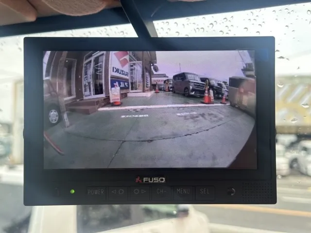 キャンター(三菱)全低床 平ボディ ２ｔレンタ登録済未使用車 18