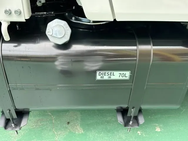 キャンター(三菱)Wキャブ　２ｔ　５ＭＴレンタ登録済未使用車 15