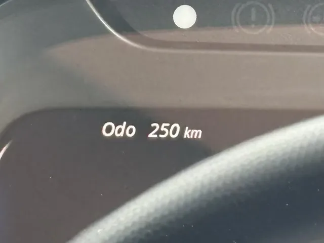 キャンター(三菱)Wキャブ　２ｔ　５ＭＴレンタ登録済未使用車 26