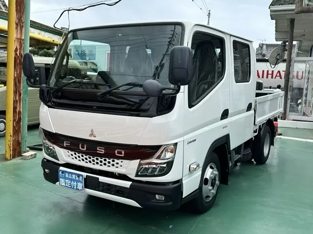 キャンター(三菱)Wキャブ　２ｔ　５ＭＴレンタ登録済未使用車 1