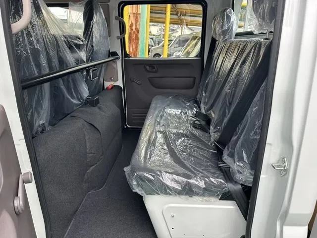 キャンター(三菱)Wキャブ　２ｔ　５ＭＴレンタ登録済未使用車 4