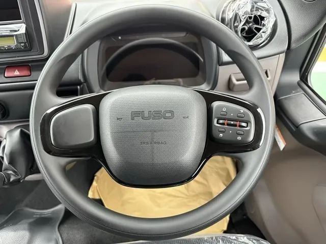 キャンター(三菱)Wキャブ　２ｔ　５ＭＴレンタ登録済未使用車 6