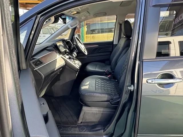 デリカD:5(三菱)Ｐ 8人 ナビ取付PKGⅡレンタ登録済未使用車 3