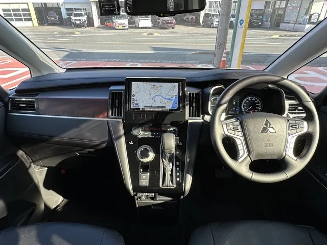 デリカD:5(三菱)Ｐ 8人 ナビ取付PKGⅡレンタ登録済未使用車 6