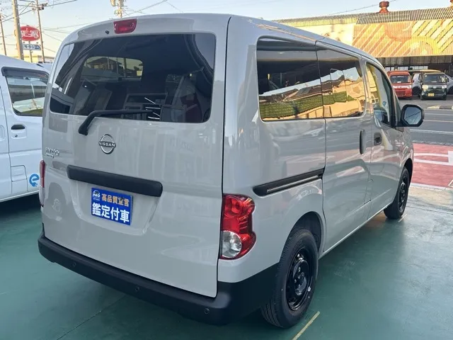 バネット(ニッサン)16X-2R アウトドアブラックED 5人乗り登録済未使用車 10