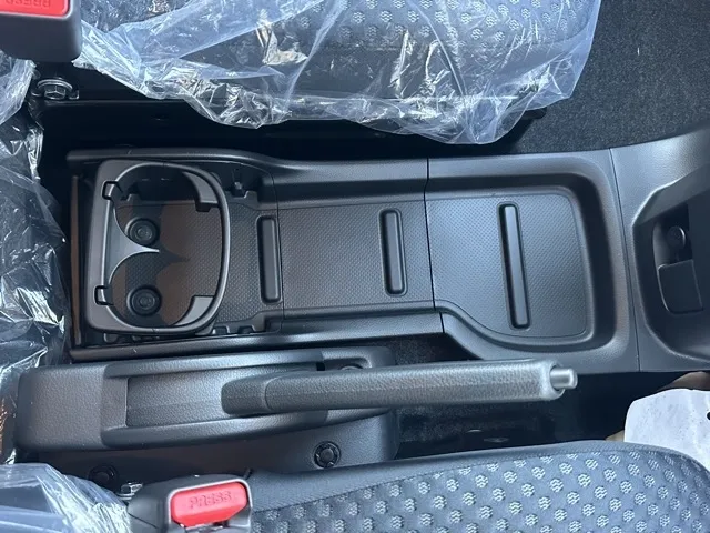 バネット(ニッサン)16X-2R アウトドアブラックED 5人乗り登録済未使用車 15