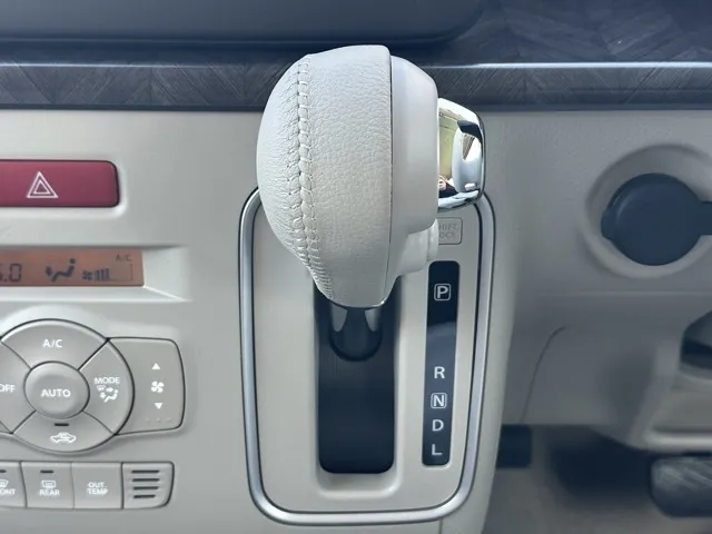 ラパン(スズキ)ハイブリッドX届出済未使用車 20