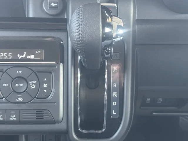 スペーシア(スズキ)ハイブリッドXS 全方位ナビ届出済未使用車 23