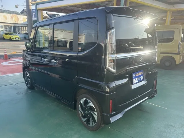 スペーシア(スズキ)ハイブリッドXS 全方位ナビ届出済未使用車 2