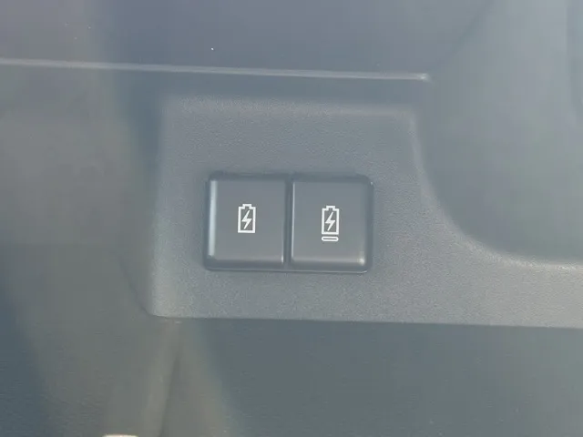 スペーシア(スズキ)ハイブリッドXS 全方位ナビ届出済未使用車 28