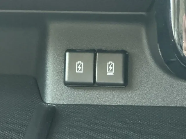 スペーシア(スズキ)ハイブリッドXS 全方位ナビ届出済未使用車 27