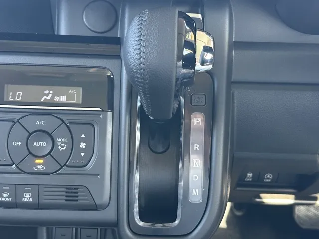 スペーシア(スズキ)ハイブリッドXSターボ届出済未使用車 23