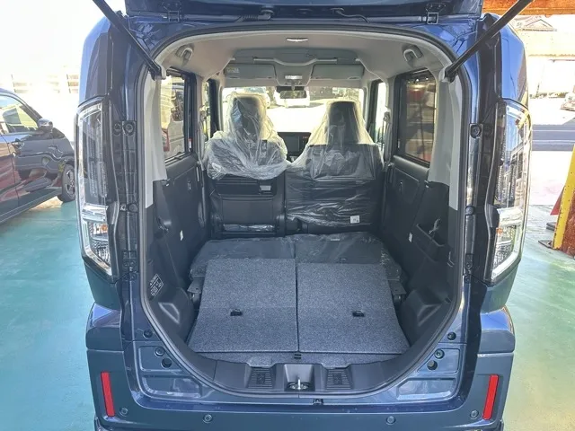 スペーシア(スズキ)ハイブリッドXSターボ届出済未使用車 11