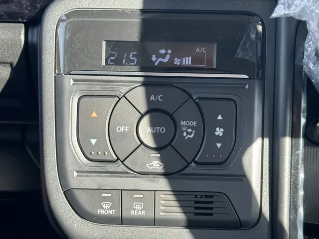 スペーシア(スズキ)ハイブリッドXSターボ 全方位ナビ届出済未使用車 24