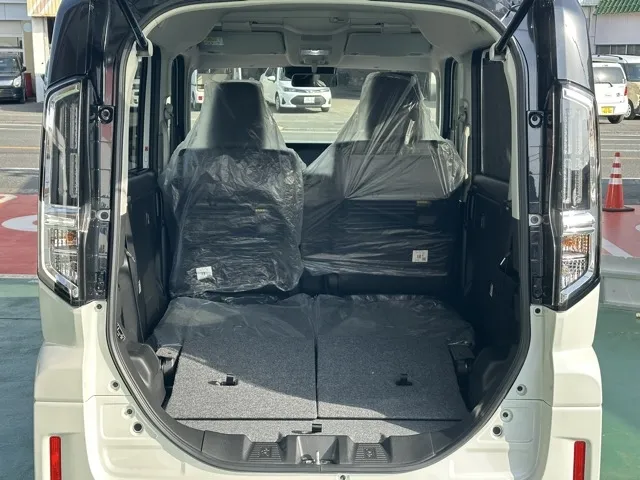 スペーシア(スズキ)ハイブリッドXSターボ 全方位ナビ届出済未使用車 9