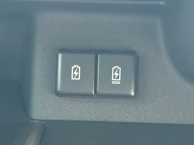 スペーシア(スズキ)ハイブリッドXSターボ 全方位ナビ届出済未使用車 27