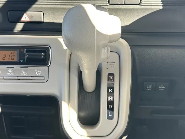 ワゴンRスマイル(スズキ)G 全方位ナビ届出済未使用車 26