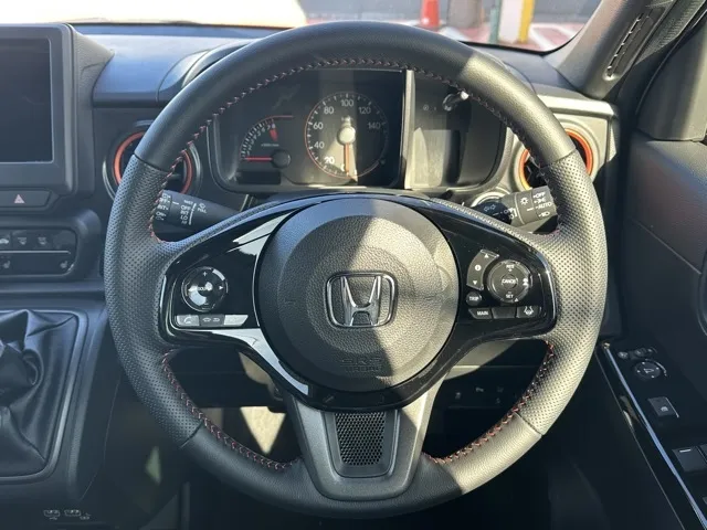 N-ONE(ホンダ)ＲＳ ６ＭＴ届出済未使用車 6