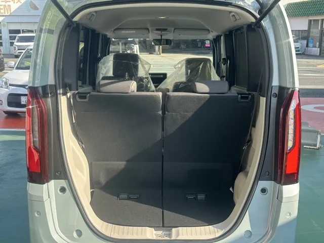 N-BOX(ホンダ)N-BOX ファッションスタイル コンフォートＰ届出済未使用車 10