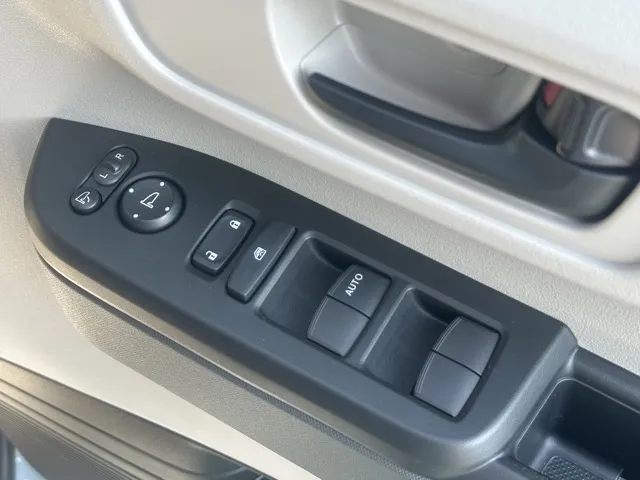 N-BOX(ホンダ)N-BOX ファッションスタイル コンフォートＰ届出済未使用車 14