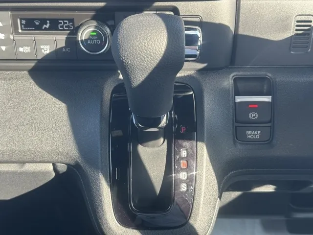 N-BOX(ホンダ)N-BOXカスタム届出済未使用車 25