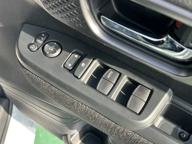 N-BOX(ホンダ)N-BOXカスタム 両側PSD届出済未使用車 14