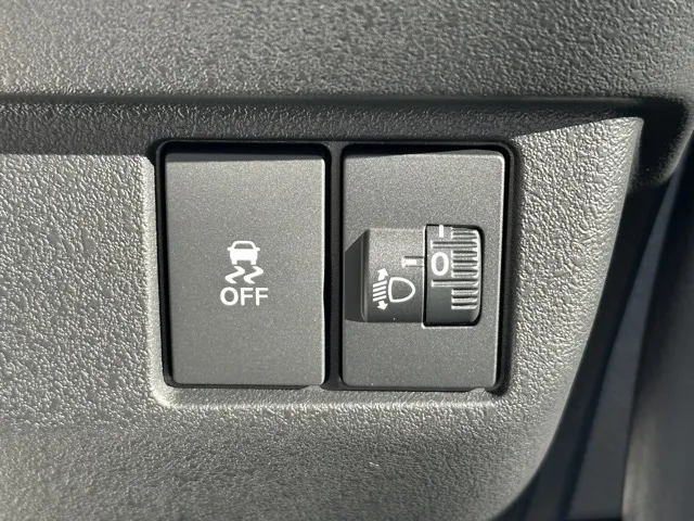 N-BOX(ホンダ)N-BOXカスタム コーディネートスタイル届出済未使用車 17