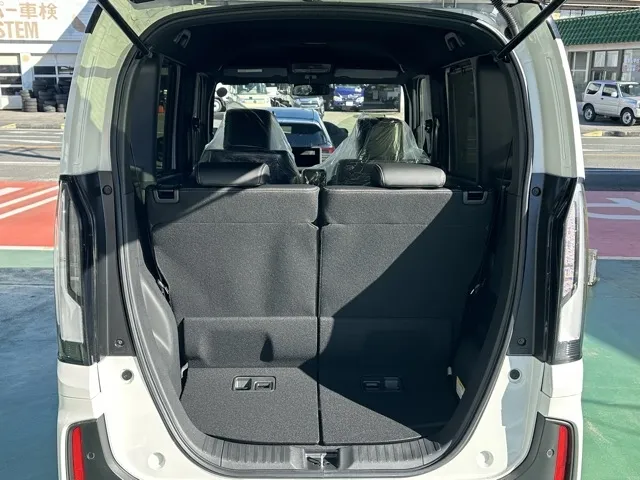 N-BOX(ホンダ)N-BOXカスタム コーディネートスタイル届出済未使用車 10