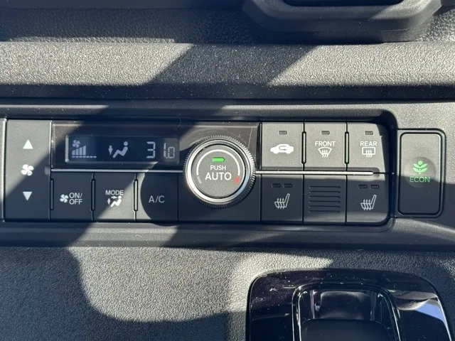 N-BOX(ホンダ)N-BOXカスタム コーディネートスタイル届出済未使用車 22