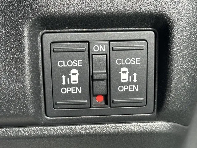 N-BOX(ホンダ)N-BOXカスタム コーディネートスタイル届出済未使用車 15