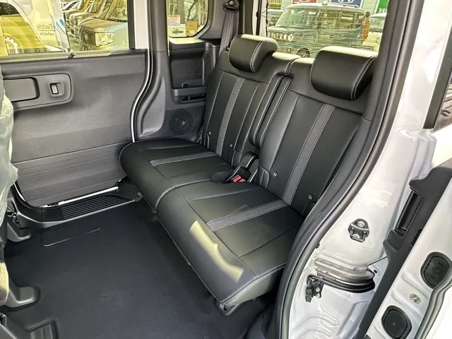 N-BOX(ホンダ)N-BOXカスタム コーディネートスタイル届出済未使用車 4