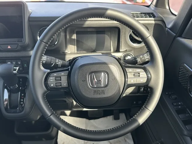 N-BOX(ホンダ)N-BOXカスタム コーディネートスタイル届出済未使用車 6