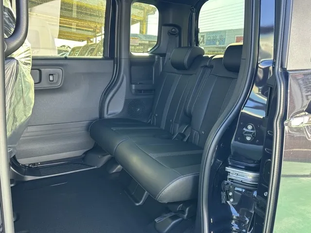 N-BOX(ホンダ)N-BOXカスタムターボ コーディネートスタイル届出済未使用車 4